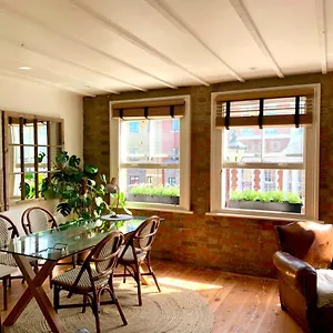 Your Private Hoxton Sleeps 3 Zone 1 London